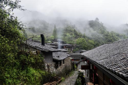 下雨感慨说说心情 蒙蒙细雨意境的诗句