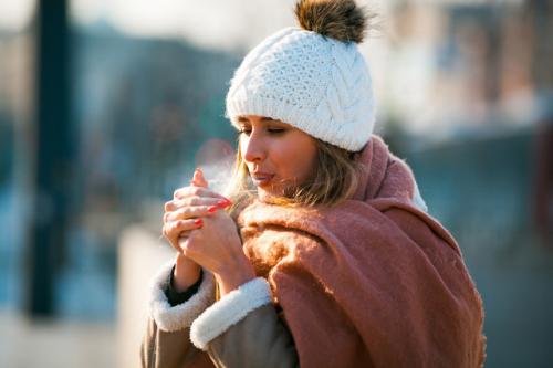 天气冷了注意保暖的句子 天气冷关心朋友的句子