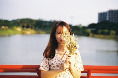 关于下雨的夜晚心情说说 下雨的夜晚心情句子