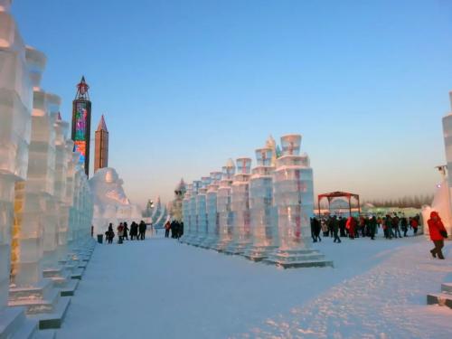 情侣旅游适合发的句子 情侣旅行文案简短