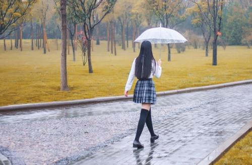 心情不好的句子发朋友圈 心情特烦想发个朋友圈