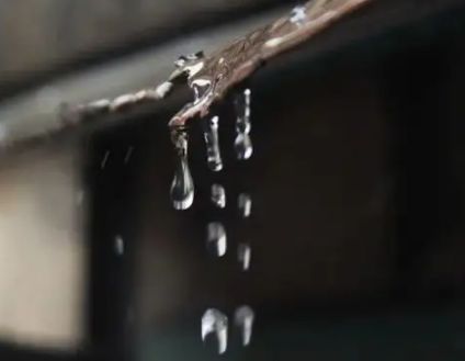 梅雨季家里很潮的说说 关于梅雨季节的朋友圈短句